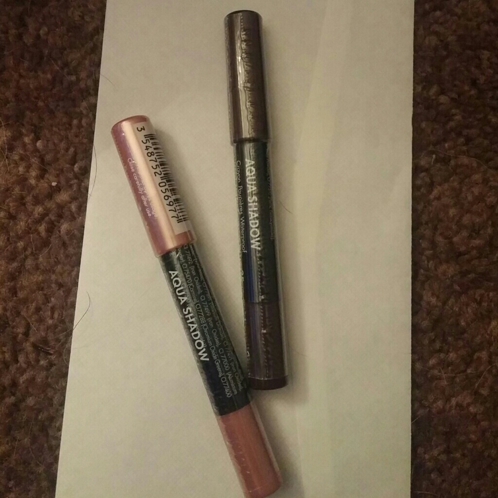 BNIB MUFE Aqua shadow 2e and 30e