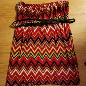 Chevron short dress with belt
