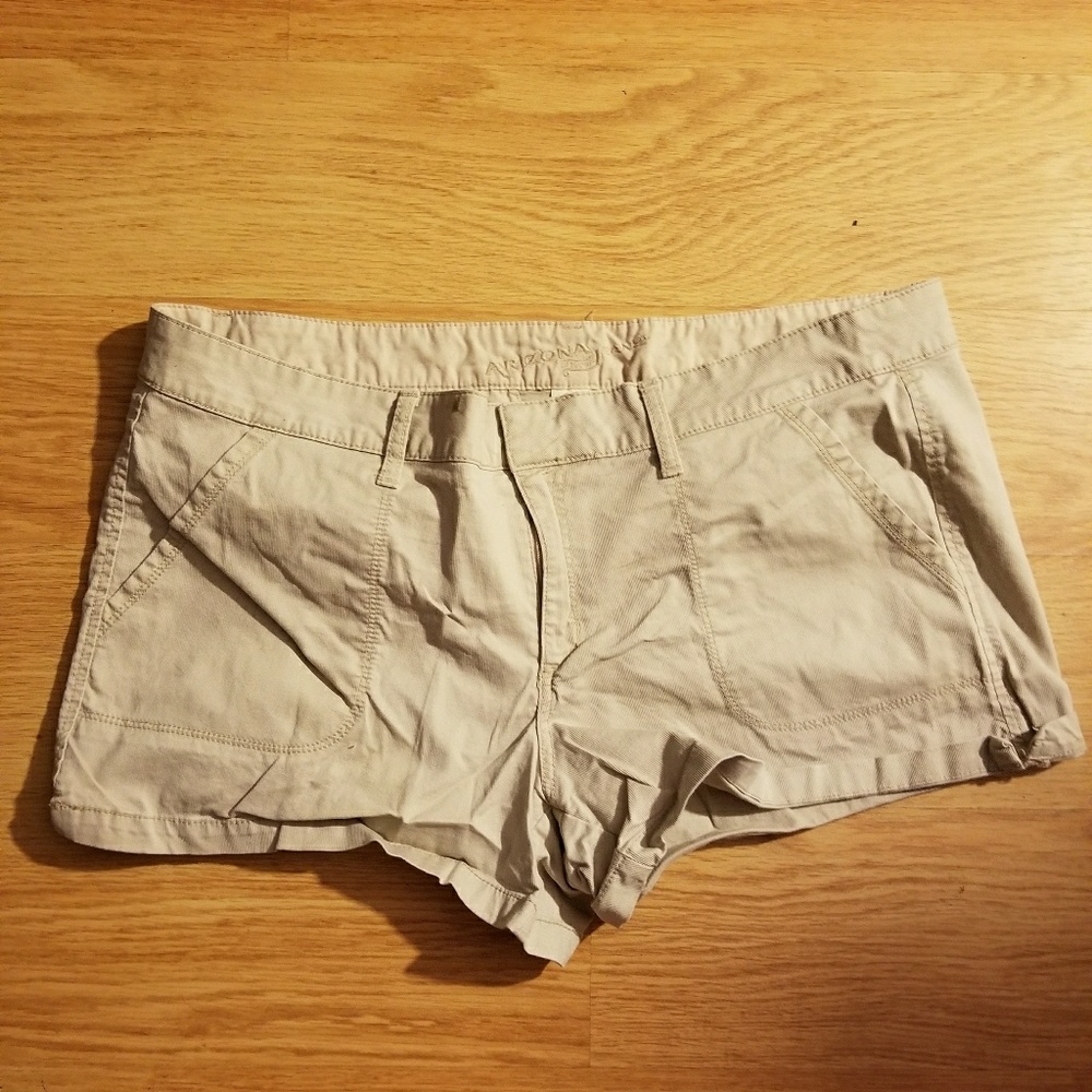 Beige shorts