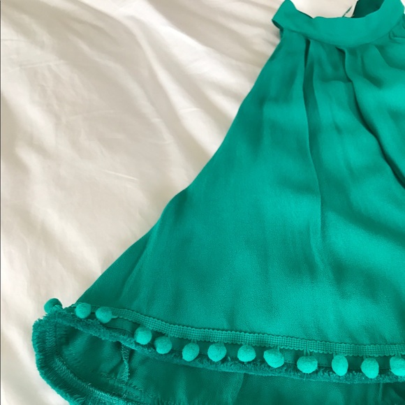 🐘Lovers + Friends  pom pom detail green top - Picture 3 of 8