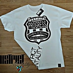 DISTRICT Mentality Certified Progress tee