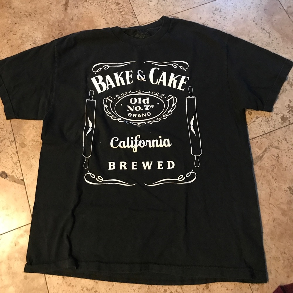 XL bake & cake shirt & XXL long sleeve