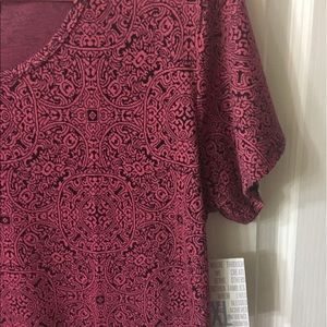 NWT LuLaRoe Classic Tee