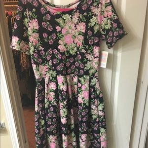 NWT LuLaRoe Amelia