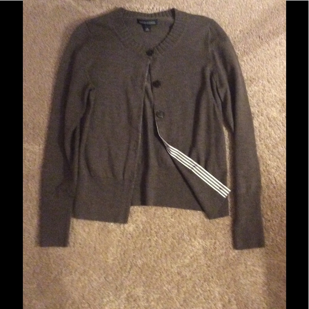 banana republic knit cardigan w/ cute buttons