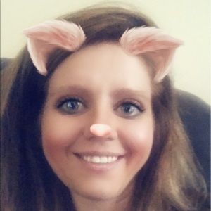 Meet your Posher, Allyssa