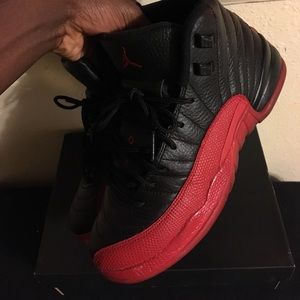 Jordan retro 12s