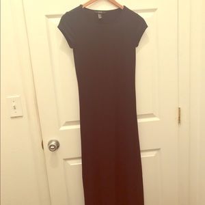 Long black maxi dress from forever 21! Extra small