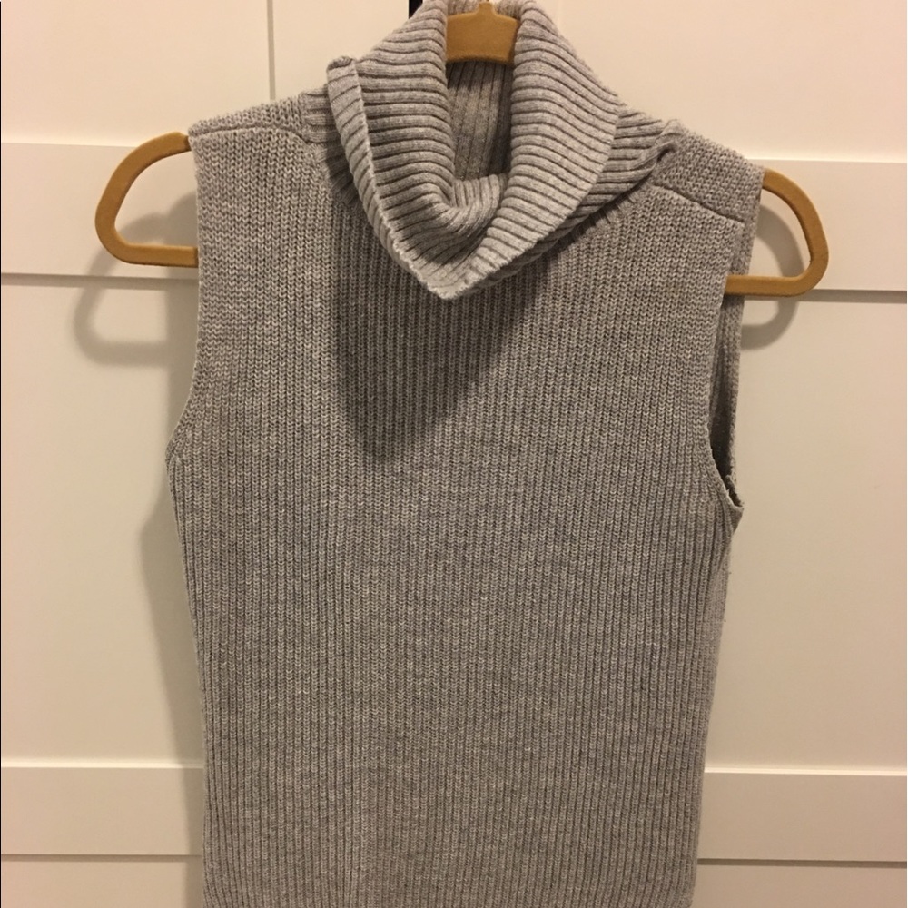 Womens Wool Blend Sleeveless Sweater Turtleneck - Picture 2 of 3