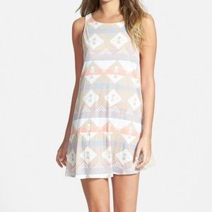 🎉HP🎉Wildfox Aztec print shift dress