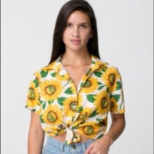 Sunflower crop top 🌻