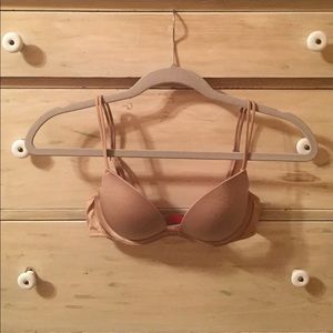 Pink Victoria's Secret || Push-Up Plunge Bra