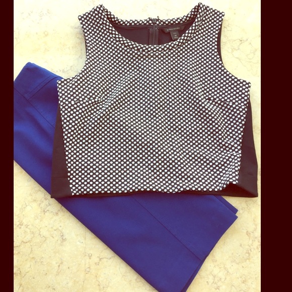 BR Crop Top - Picture 1 of 4