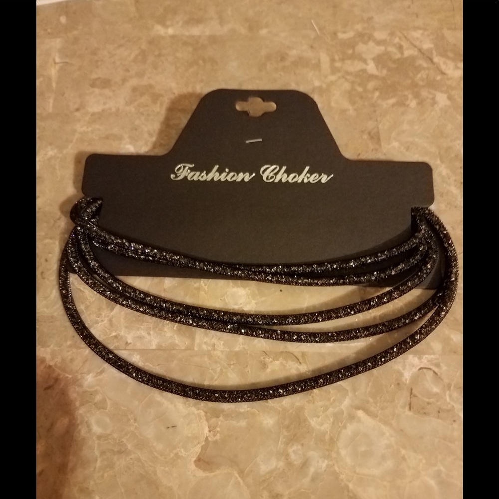 Fashion choker