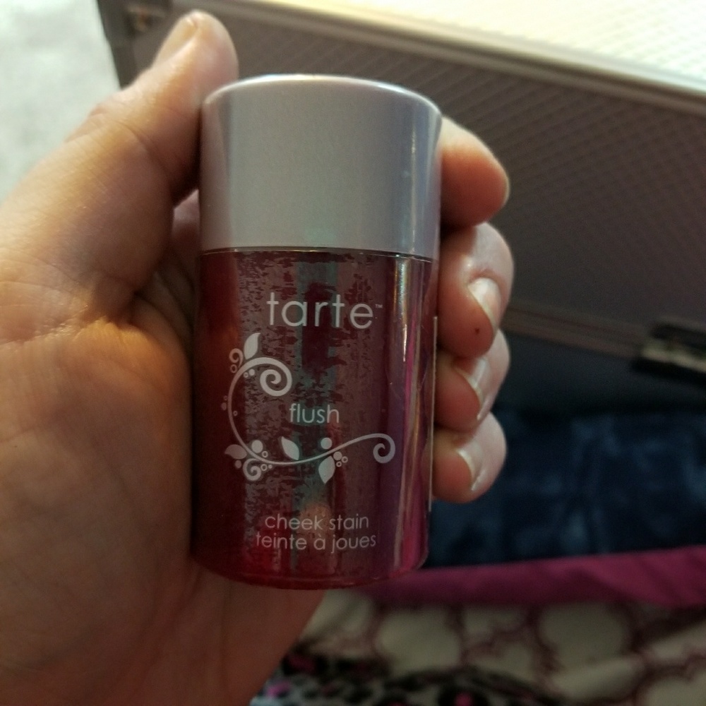Tarte cheek stain in Flush
