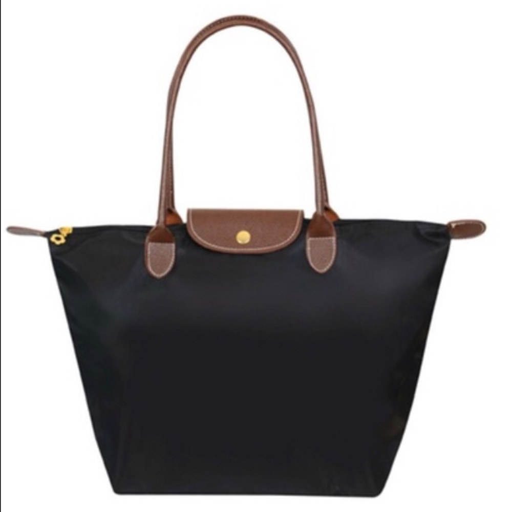 đź’•SOLD!đź’•FINAL PRICE! Large Waterproof Nylon Tote - Picture 1 of 7
