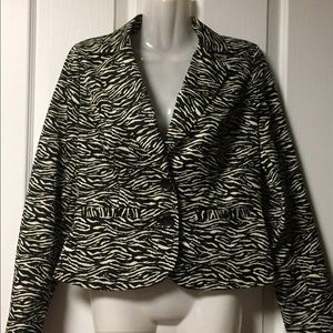 FINAL SALE!!! SANDRO beautiful Jacket