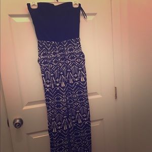 Cute trial jumpsuit. Size extra small. 2b Bebe