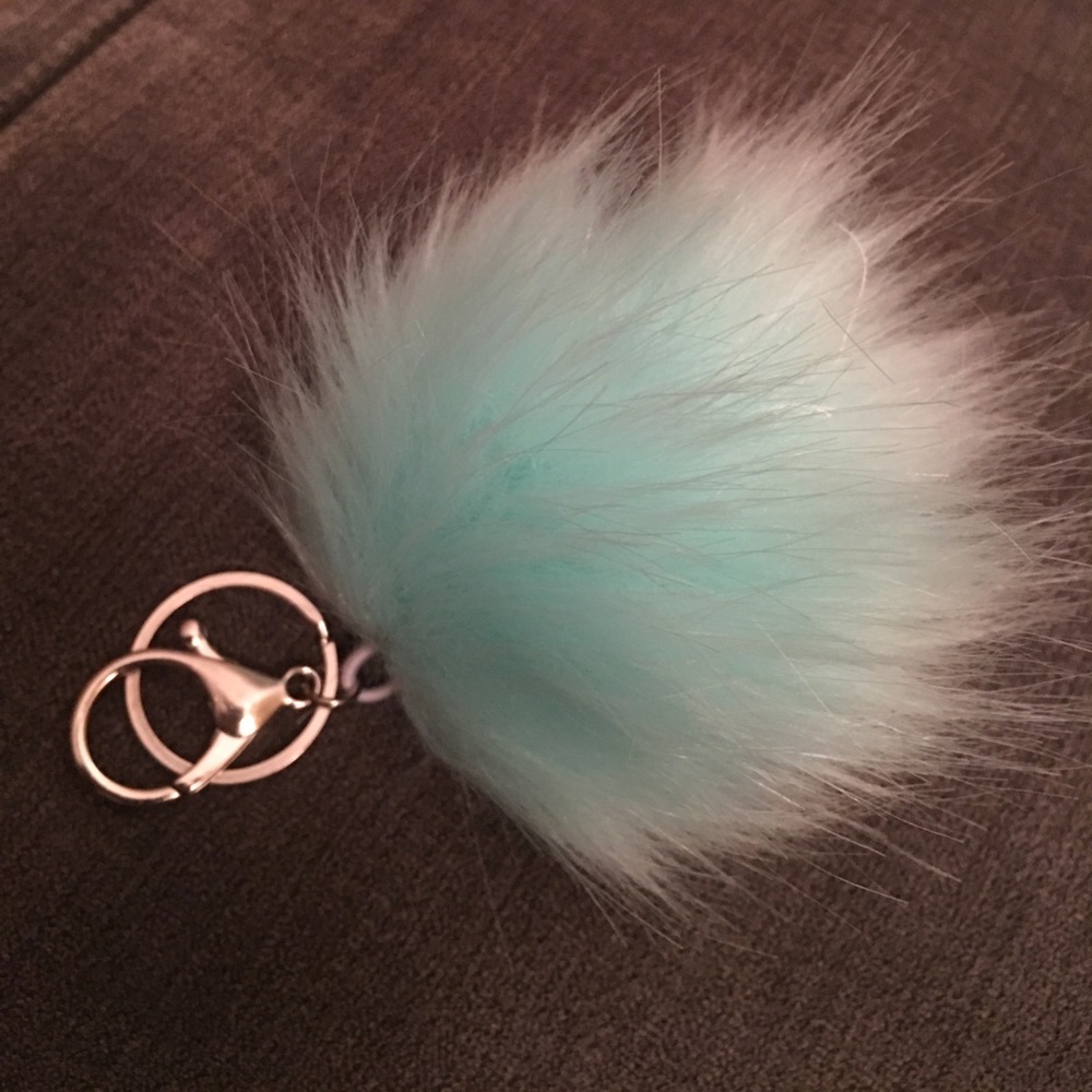 Puff ball keychain
