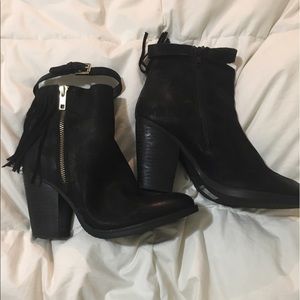 Ankle boots
