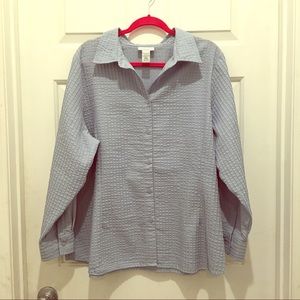 Avenue Long sleeved button down shirt sz 22/24