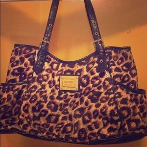 💚Sale💚Leopard print purse