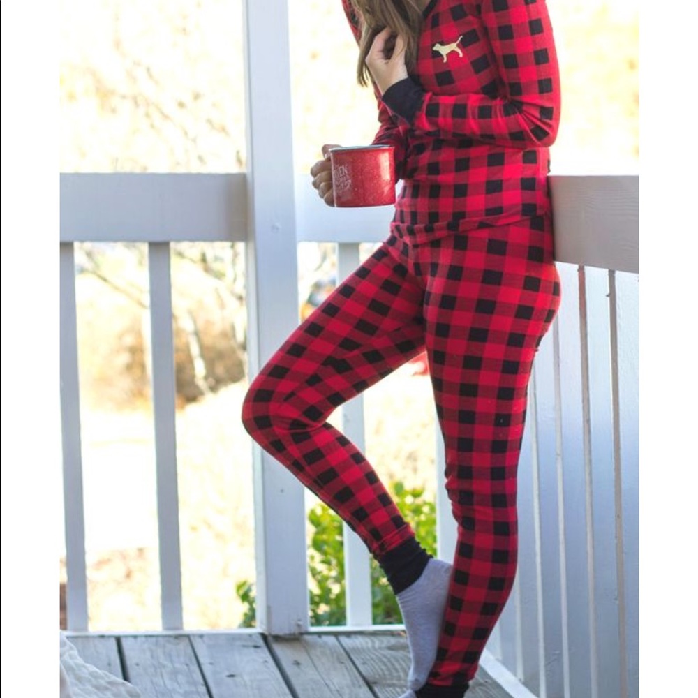 Victoria Secret pjs ! Like new ON HOLD