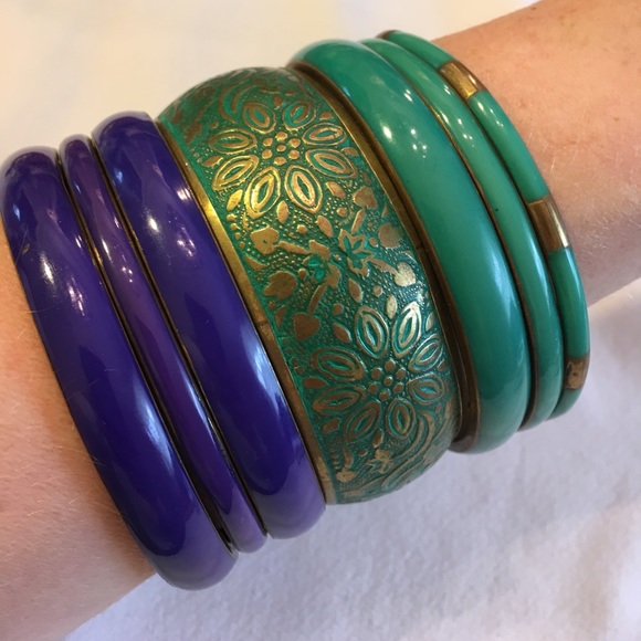 Boutique Jewelry - Teal & Brass Bangle Set 7 Bracelets
