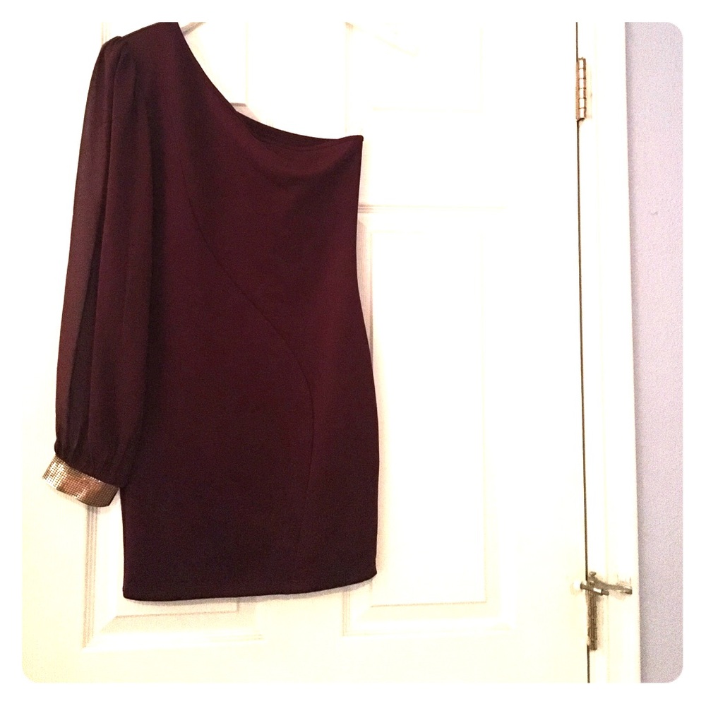 ❗️FINAL SALE❗️One sleeve bodycon dress
