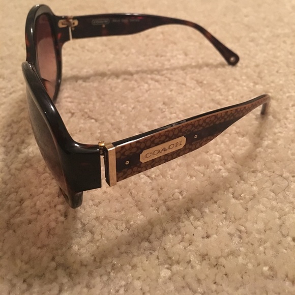Coach sunglasses main image 3