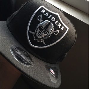 Raiders hat