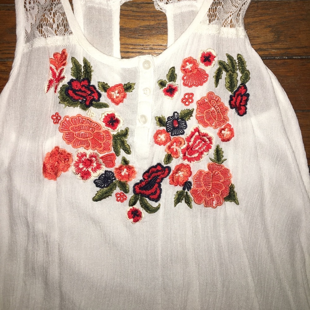 LA Hearts Tank - Picture 3 of 4