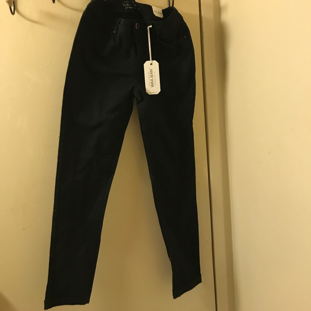 Black Basic Jeans - Picture 3 of 4