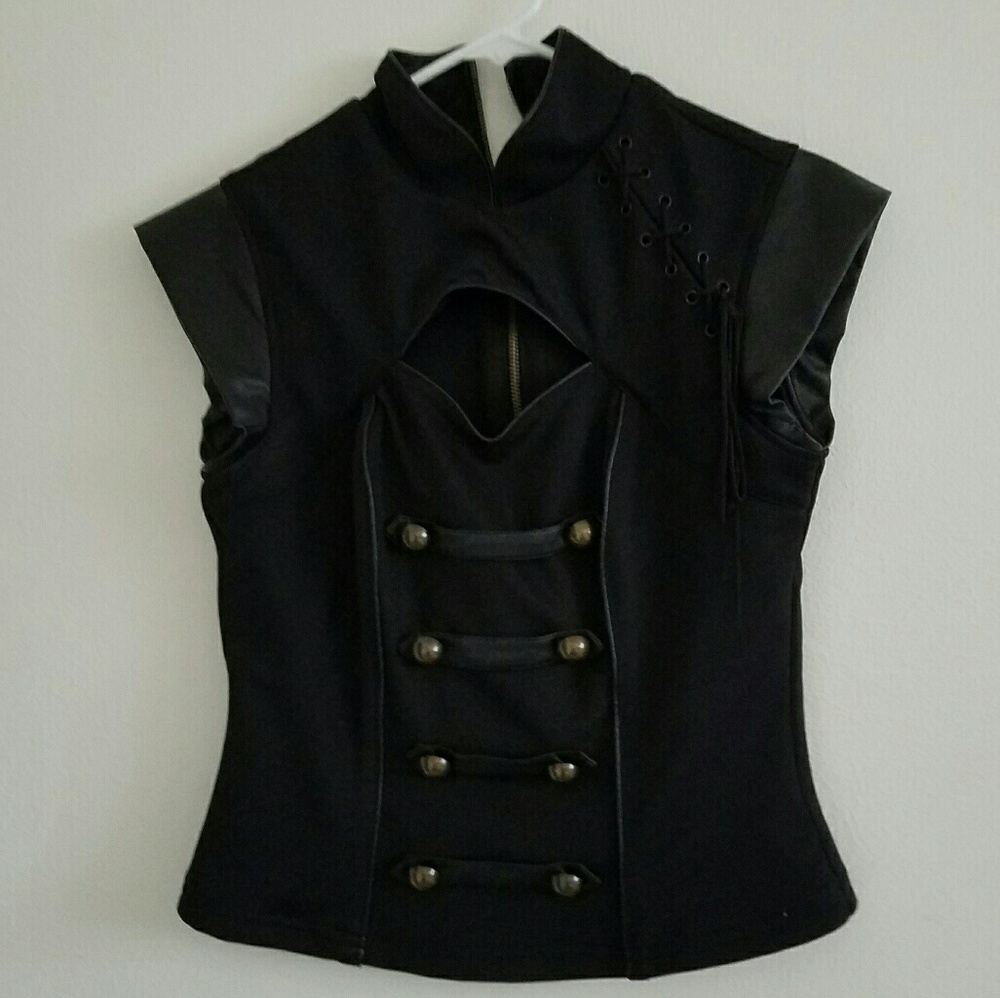 Hell bunny top