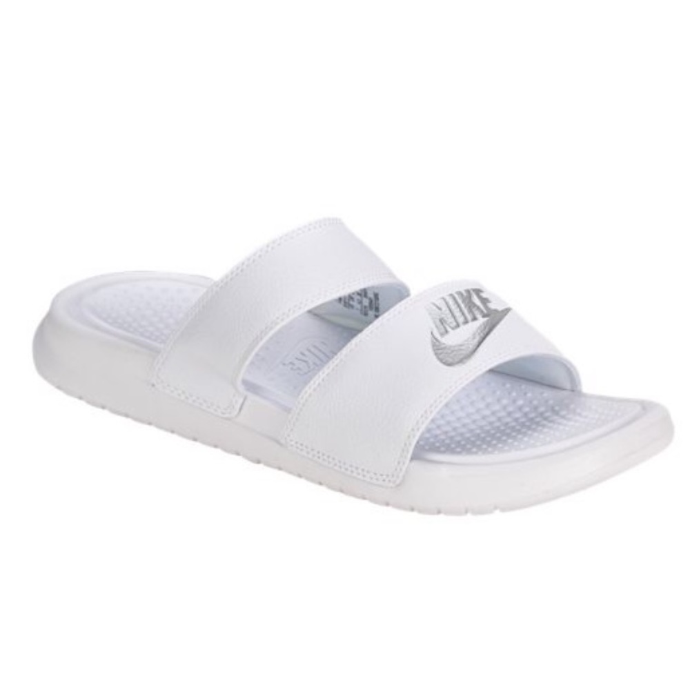 Nike Benassi Duo Slides