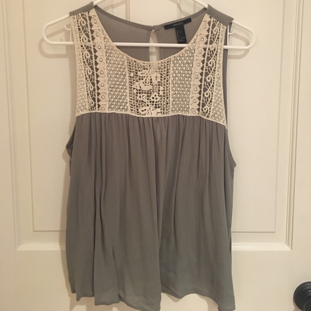 Light green tank top with lace!!