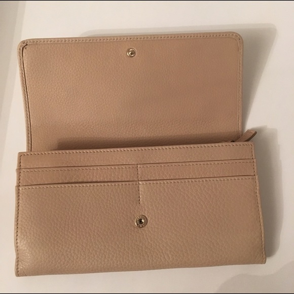 ❌SOLD❌BVLGARI 💯Authentic Grained Leather Wallet - Picture 7 of 8