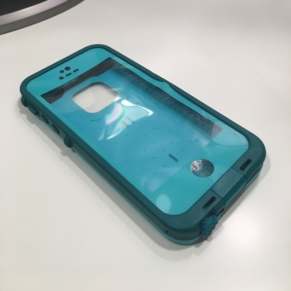 Life proof iPhone 5/5s case - Picture 2 of 3