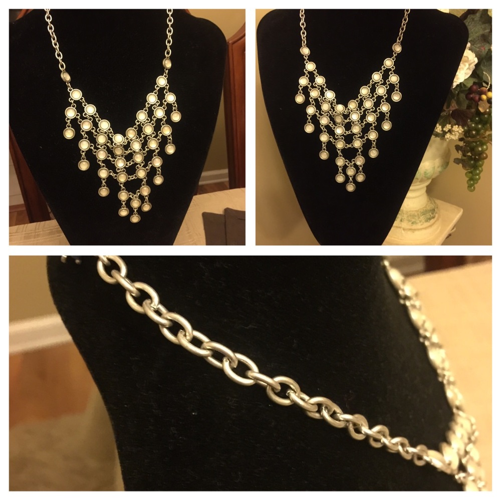 Very gorgeous women's necklace for all occasions