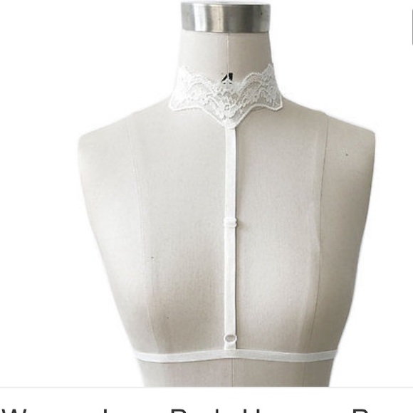 ‘Uma’ White lace choker harness and open bra - Picture 2 of 2