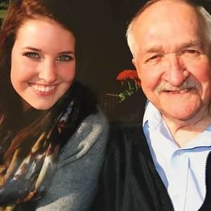 Meet your Posher, Abbey