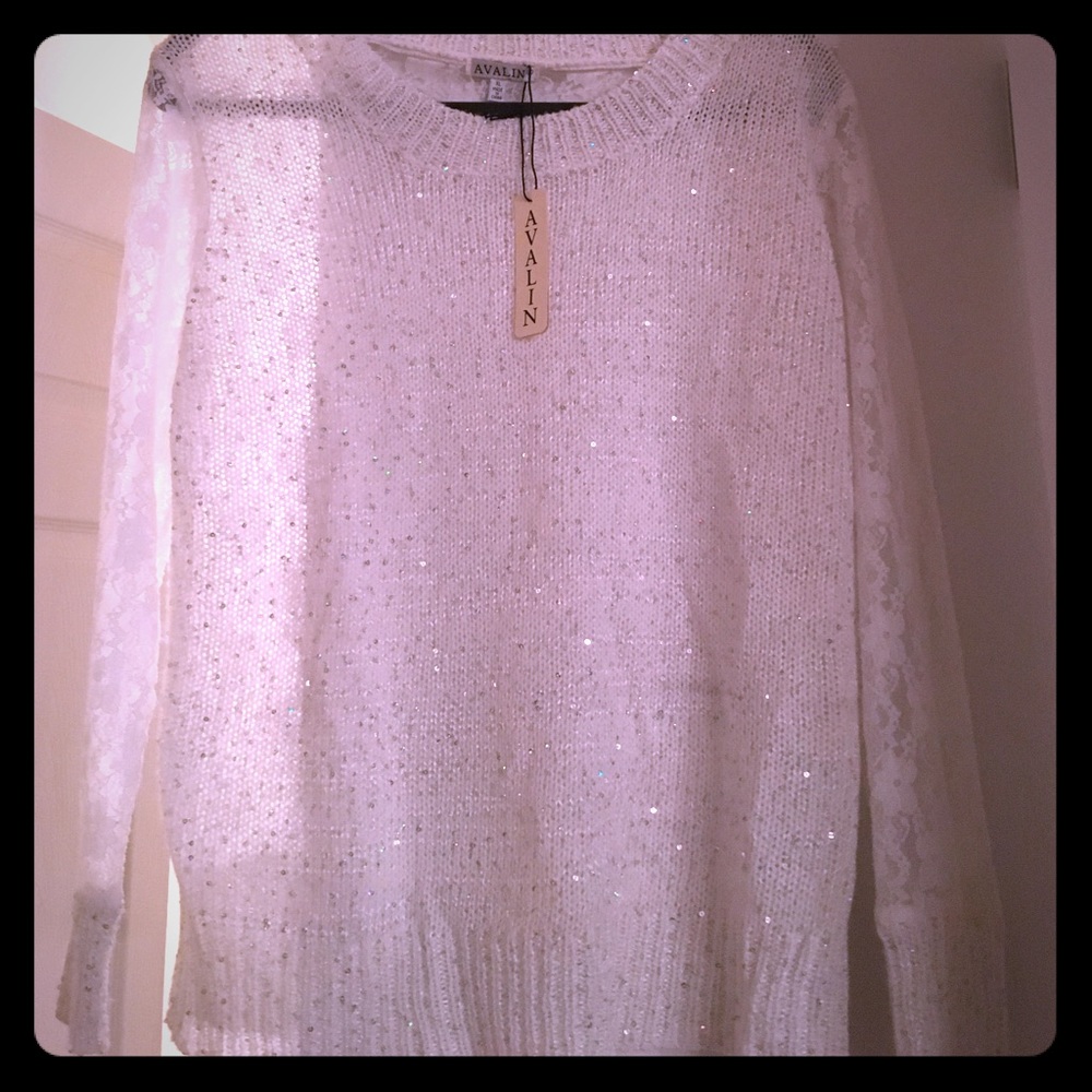 Avalin sweater size XL new with tags