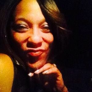 Meet your Posher, Felicia