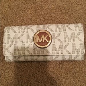 Michael Kors wallet