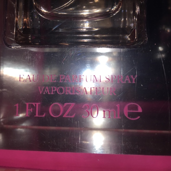 Juciy Couture Perfume - Picture 2 of 4