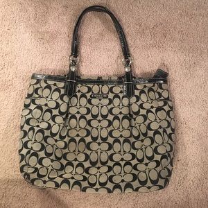 Coach purse 👛