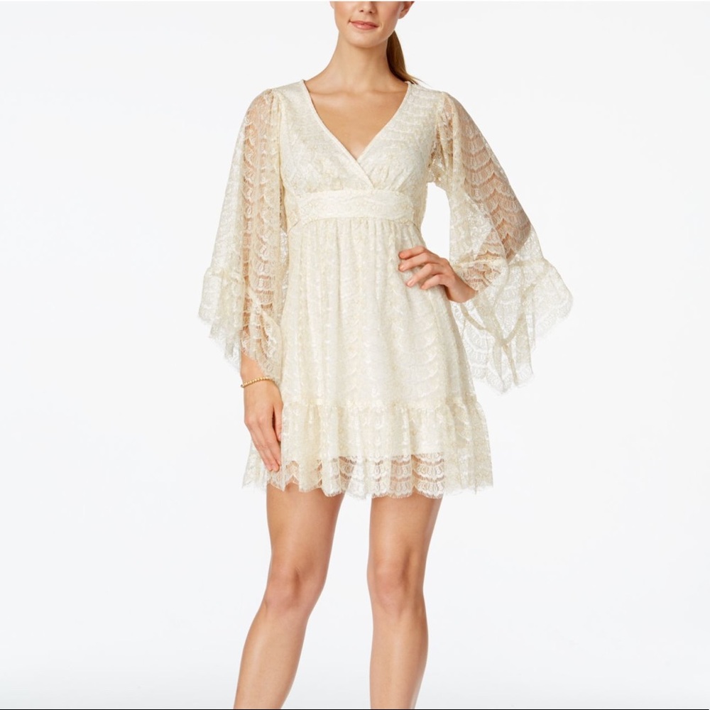 Host pick winner!!! Betsey Johnson Bell sleeve