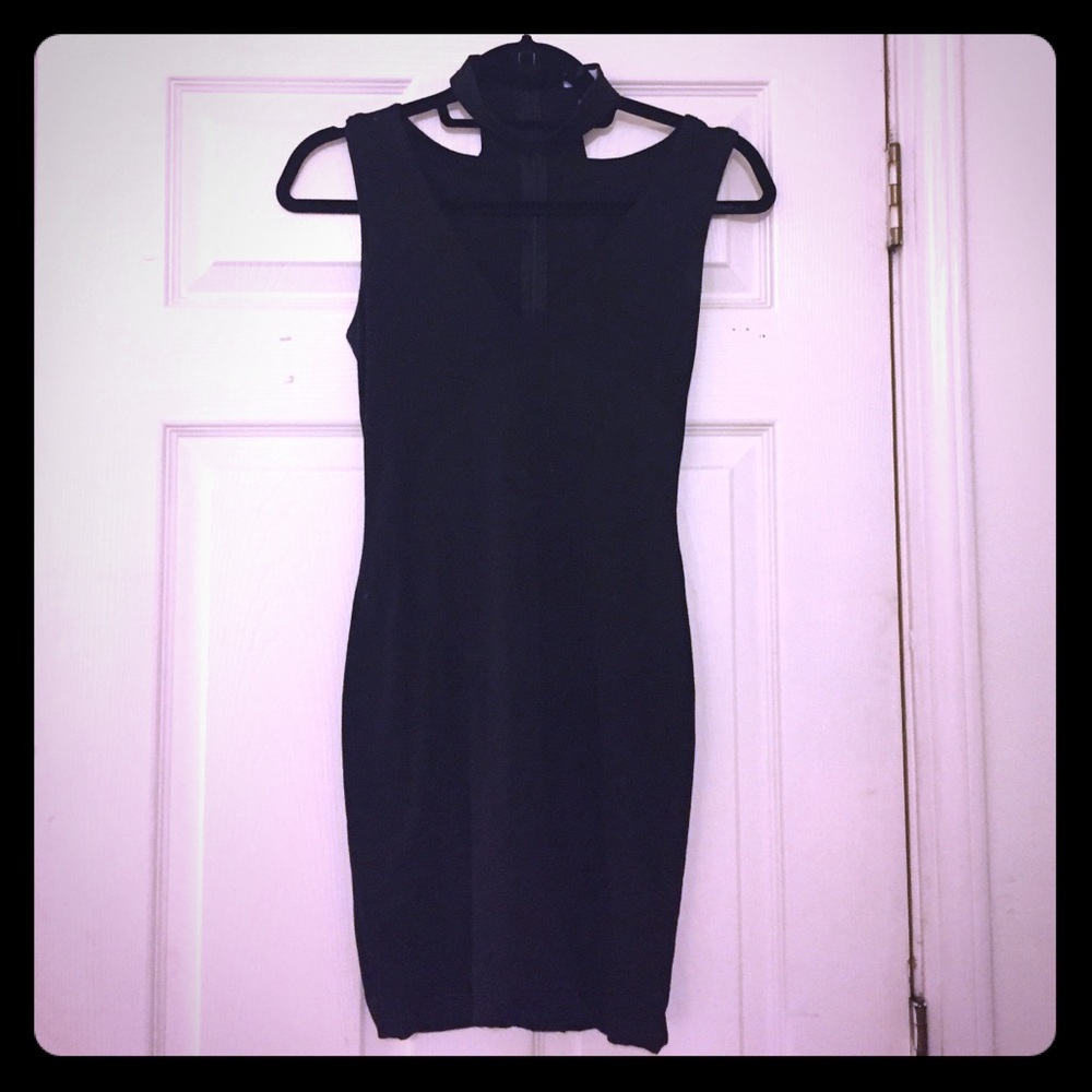 Body-con black dress