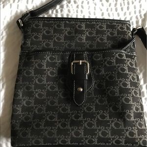 Cross body or shoulder purse