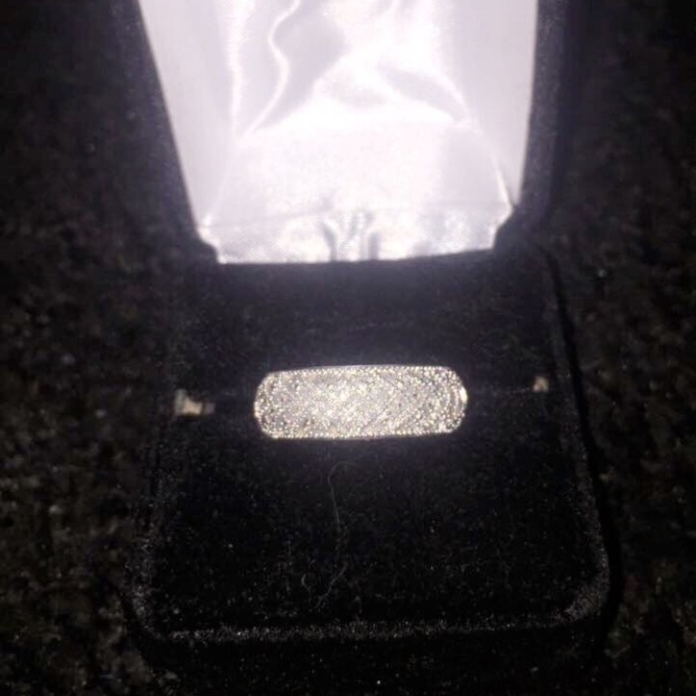 Woman's ring - Picture 6 of 6